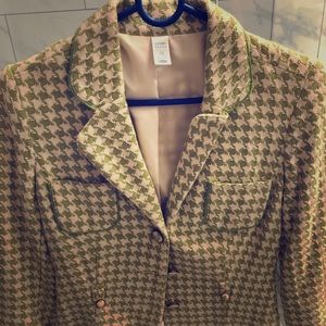 Old Navy XS adorable blazer. Excellent condition!